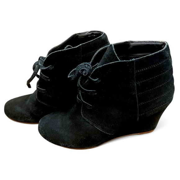 DV BY DOLCE VITA Black Suede Wedge Booties Size 9 - Picture 1 of 10